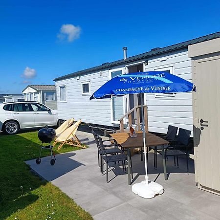 Caravan Aan Zee Arnani Миделкерке Екстериор снимка