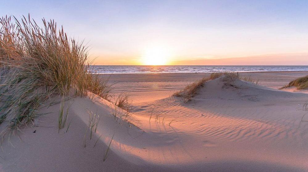 Caravan Aan Zee Arnani Миделкерке Екстериор снимка