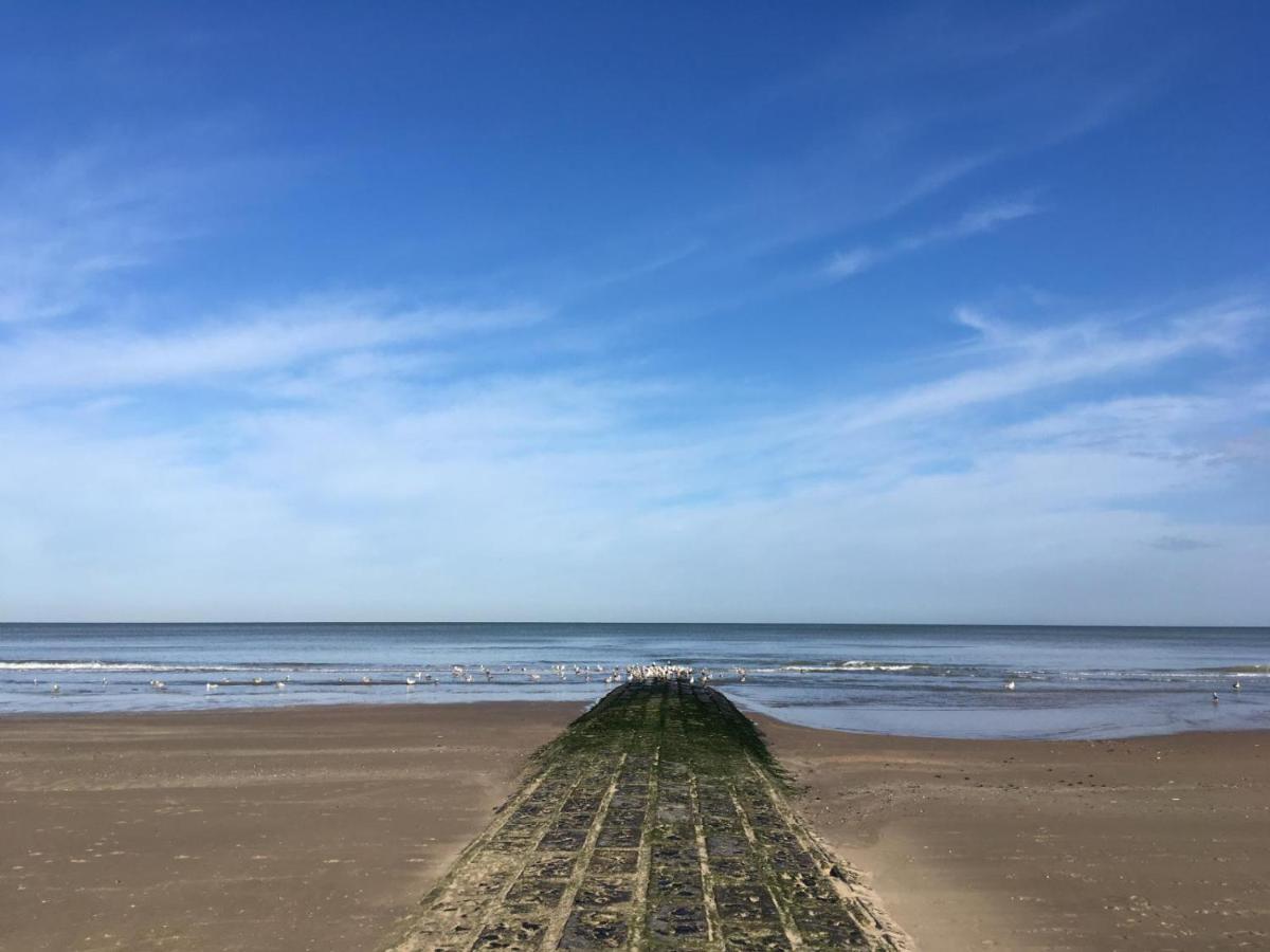 Caravan Aan Zee Arnani Миделкерке Екстериор снимка